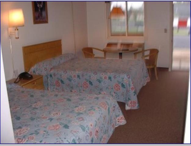 Pulaski Port Lodge Motel חדר תמונה