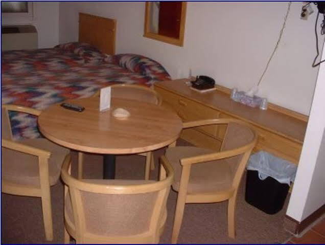 Pulaski Port Lodge Motel מראה חיצוני תמונה